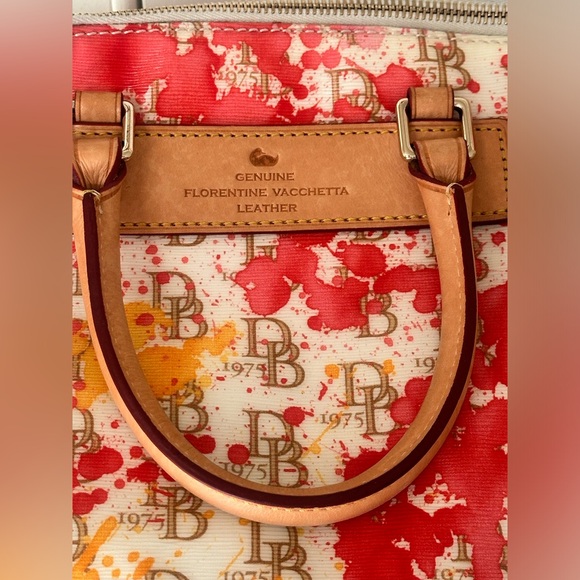 Dooney & Bourke Vanessa Paint Splatter Satchel Crossbody zipper tote like new - Picture 6 of 15